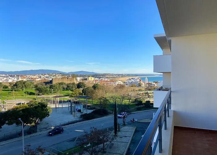 Charming With Panoramic View And Pool #1932