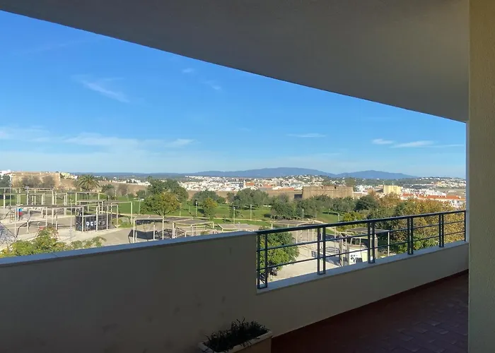 Charming With Panoramic View And Pool #1932 アパート ラゴス