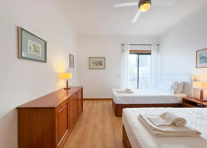 Charming With Panoramic View And Pool #1932 アパート ラゴス