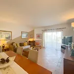 Διαμέρισμα Charming With Panoramic View And Pool #1932