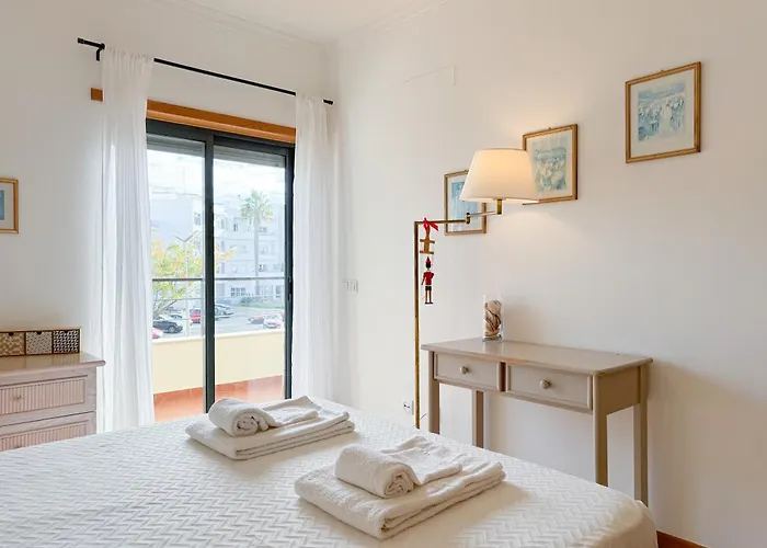 아파트 Charming With Panoramic View And Pool #1932 라고스